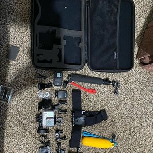 Go Pro hero 3 bundle